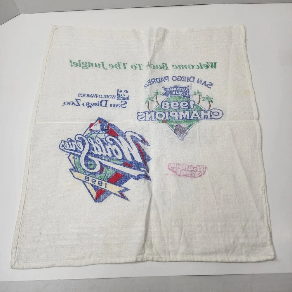San Diego Padres 1998 Rally Towel Welcome Back To The Jungle SD Zoo NL Champions